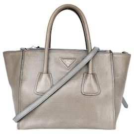 Prada-Prada – Graue Ledertasche mit zwei Taschen-Grau