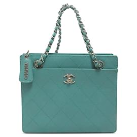 Chanel-Chanel Blue CC Quilted Caviar Chain Handbag-Blue,Turquoise