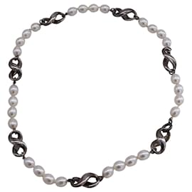 Tiffany & Co-Tiffany & Co. Vintage Figure 8 Station Silver Necklace in White Cultured Pearl -White,Cream