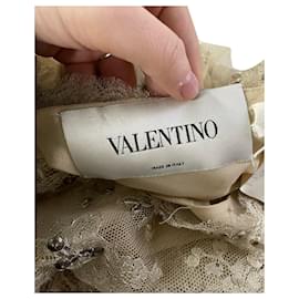 Valentino Garavani-Abito senza maniche con arricciature decorato Valentino in pizzo di poliestere floreale beige-Bianco,Crudo
