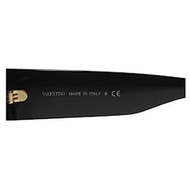 Valentino-Gafas de sol negras con logo dorado-Negro