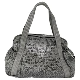 Chanel-CHANEL Unlimited Tote Bag Beschichtetes Canvas Silber CC Auth bs13032-Silber