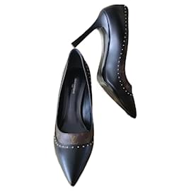 Louis Vuitton-Zapatos de tacón-Monograma