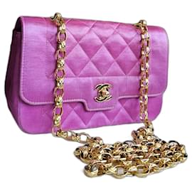 Chanel-Chanel Diana-Pink