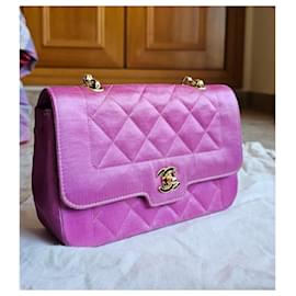 Chanel-Chanel Diana-Pink