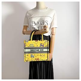 Dior-Sacola de livro pequena sacola de lona bordada amarela-Amarelo