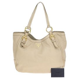 Prada Saffiano Bege