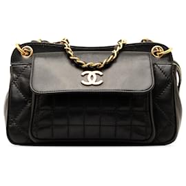 Chanel-Bolsa de ombro com corrente Chanel preta Choco Bar-Preto