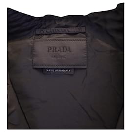 Prada-Prada Veste à capuche en re-nylon, en nylon noir-Noir
