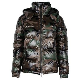 Valentino Garavani Valentino Studded Camouflage-Print Quilted Shell Hooded Down Jacket in Green Polyamide Other
