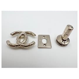 Chanel-CHANEL original CC turnlock silver closure-Silvery