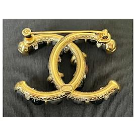 Chanel-Broche Chanel 4,6 cm-Dourado