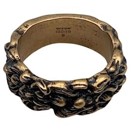Gucci-Ring mit Löwenmähne aus gealtertem Goldmetall mit Boxgröße 16-Golden