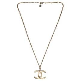 Chanel-Collana a catena con ciondolo CC in oro-D'oro