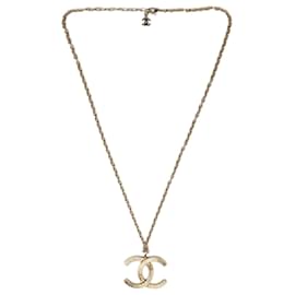 Chanel-Collar de cadena con dije CC dorado-Dorado