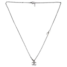 Chanel-Silver CC necklace-Silvery