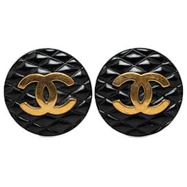 Chanel-Chanel Gold Enamel Quilted CC Clip On Earrings-Black,Golden