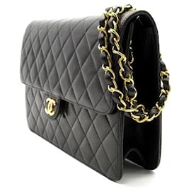 Chanel-Chanel Quilted Leather Single Flap Bag Leather Crossbody Bag in Very Good Condition-Other