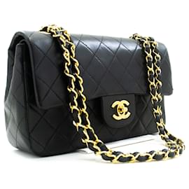 Chanel-Aba forrada Chanel Classic 9"Bolsa de Ombro em Corrente Pele de Cordeiro Preta-Preto