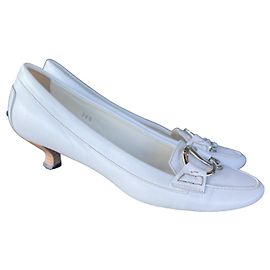 Tod's White Leather Pumps 36.5 White