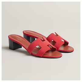 Hermès-sandali hermes oasis Rouge Cinétique in capretto scamosciato, bordo a taglio vivo-Rosso