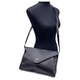 Gianfranco Ferré-Bolso de hombro tipo portafolios de cuero negro vintage-Negro