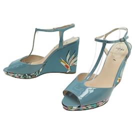 Fendi-Fendi shoes 40 BLUE PATENT LEATHER WEDGE SANDALS + SANDALS BOX-Blue