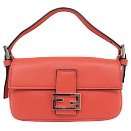BOLSO DE MANO MINIATURA NANO BAGUETTE FENDI NUEVA JOYA 7Arkansas411 BOLSO JOYA DE PIEL Naranja