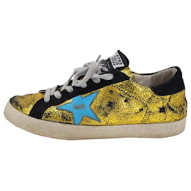 Golden Goose-Tênis Golden Goose Crinkled Superstar em couro dourado-Dourado,Metálico