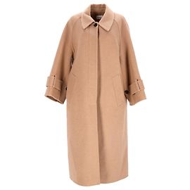 Khaite Phelton Pointed-Collar Coat in Beige Wool Brown Beige