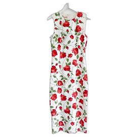 Vestido estampado de rosas da coleção Pre-Fall 2018 da Michael Kors. Vermelho