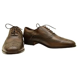 Tod's-Zapatos de vestir marrones de cuero Brogues de TOD's con cordones, de corte bajo, talla 8, EU 42, nuevos sin etiqueta.-Castaño