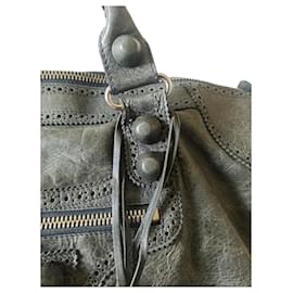 Balenciaga-Balenciaga Agneau Giant Brogues Hardware Grey City Bag-Grey