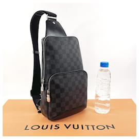 Louis Vuitton-Louis Vuitton Avenue Sling Bag Bolso bandolera de lona N41719 En muy buenas condiciones-Otro