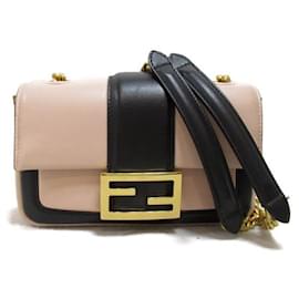 Fendi-Fendi Mini Baguette Chain Bag Sac à bandoulière en cuir en excellent état-Autre