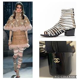 Chanel-Chanel 16A Paris-Rome Calfskin Pearl Gladiator Sandals EU 39.5-Black,Beige