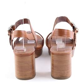 Prada-Leather Heels-Brown