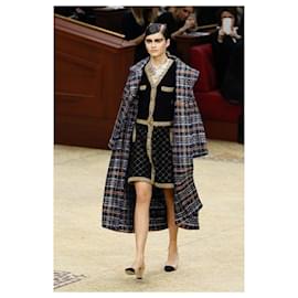Chanel-8K$ Novo icônico casaco vestido Coco Brasserie acolchoado-Preto