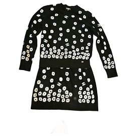 Tailleur jupe Chanel bleu en cachemire M Bleu