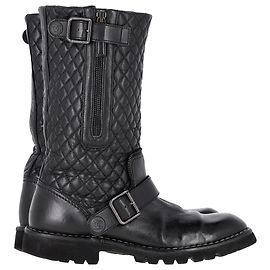 Botas Chanel acolchoadas para motociclista em couro preto Preto