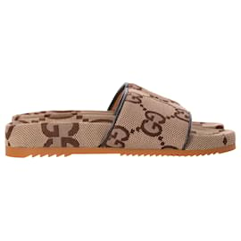 Gucci-Gucci Maxi GG Slide Sandals in Beige Canvas-Beige