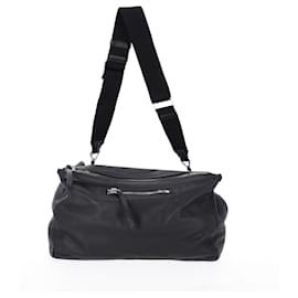 Givenchy-Große Pandora-Tasche von Givenchy aus schwarzem Leder-Schwarz