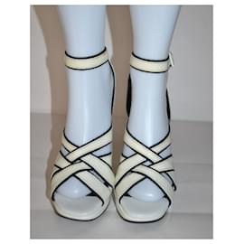 Tod's-sandals-Black,White