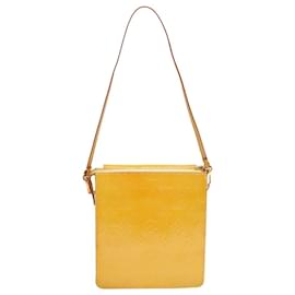 Louis Vuitton-Bolso LOUIS VUITTON Monogram Vernis Motto Amarillo lima M91059 LV Auth 69859-Dorado