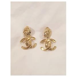 Chanel-Vintage Chanel CC drop earrings-Gold hardware