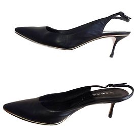 Zapatos de tacón Casadei de cuero negros con correa Negro