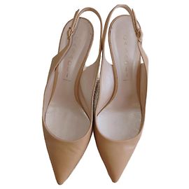 Escarpins Casadei en cuir beige à bride Beige