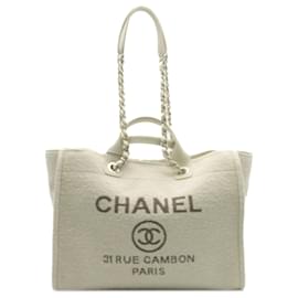 Chanel-Chanel White Large Wool Felt Deauville Satchel-White,Cream