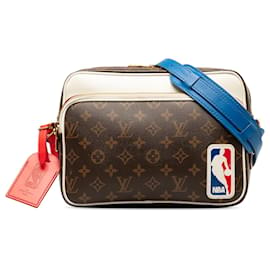 Louis Vuitton-Louis Vuitton Braune NBA-Monogramm-Nil-Umhängetasche-Braun