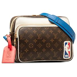 Louis Vuitton-Bolso bandolera Louis Vuitton marrón NBA con monograma Nil-Castaño